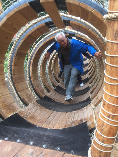 Eddie
        in Barrel