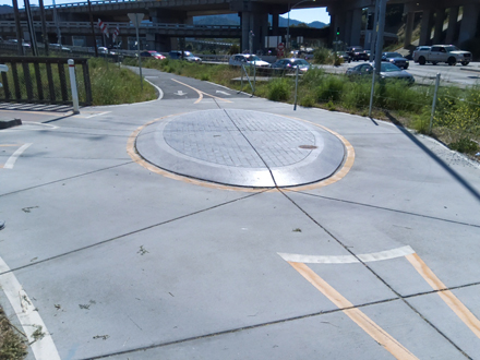 bicycle
        traffic circle