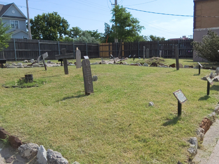 Boot
        Hill