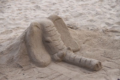 elephant sculpture